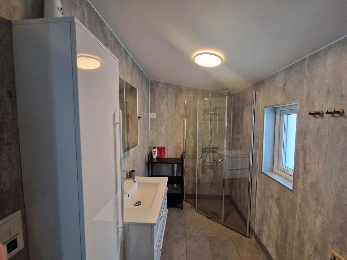 Northern Living 2 Room With Shared Bathroom Tromsø Dış mekan fotoğraf