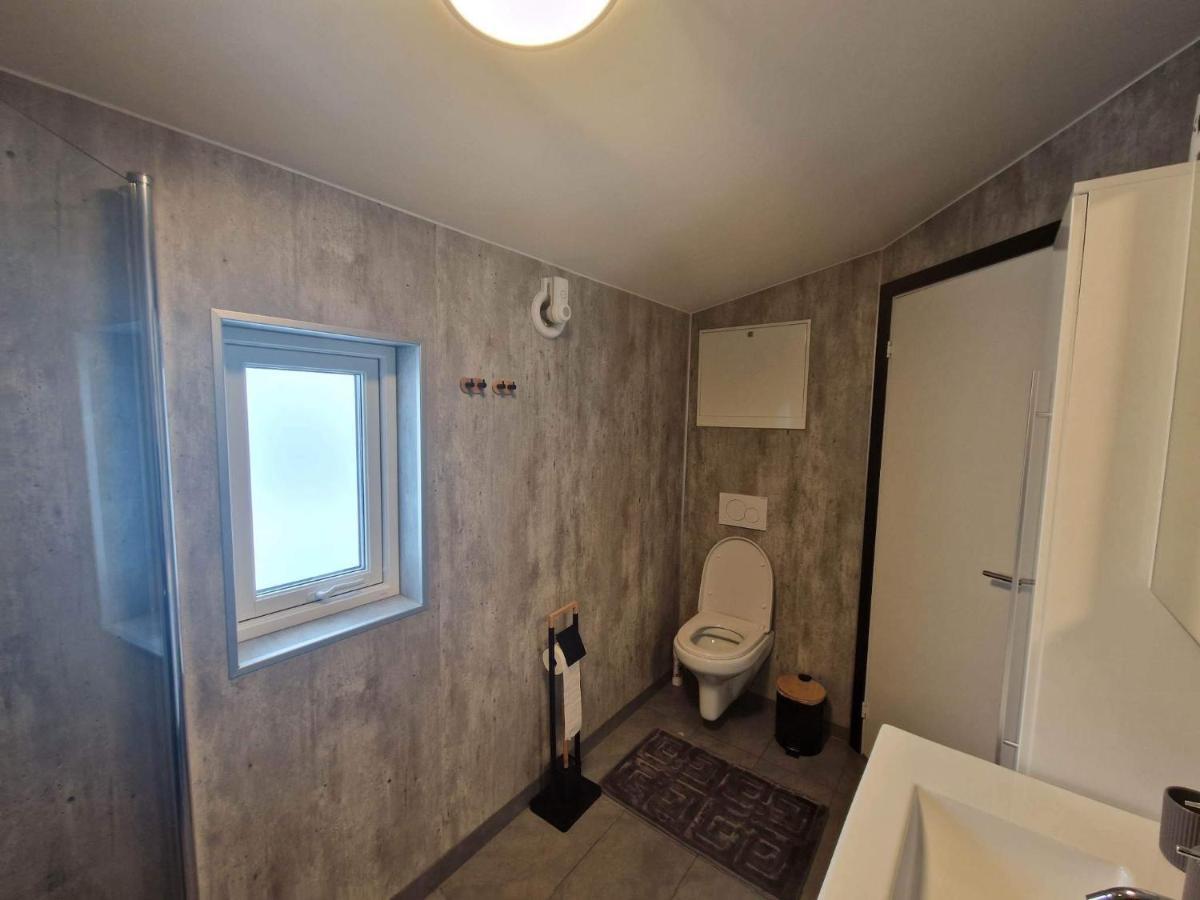 Northern Living 2 Room With Shared Bathroom Tromsø Dış mekan fotoğraf